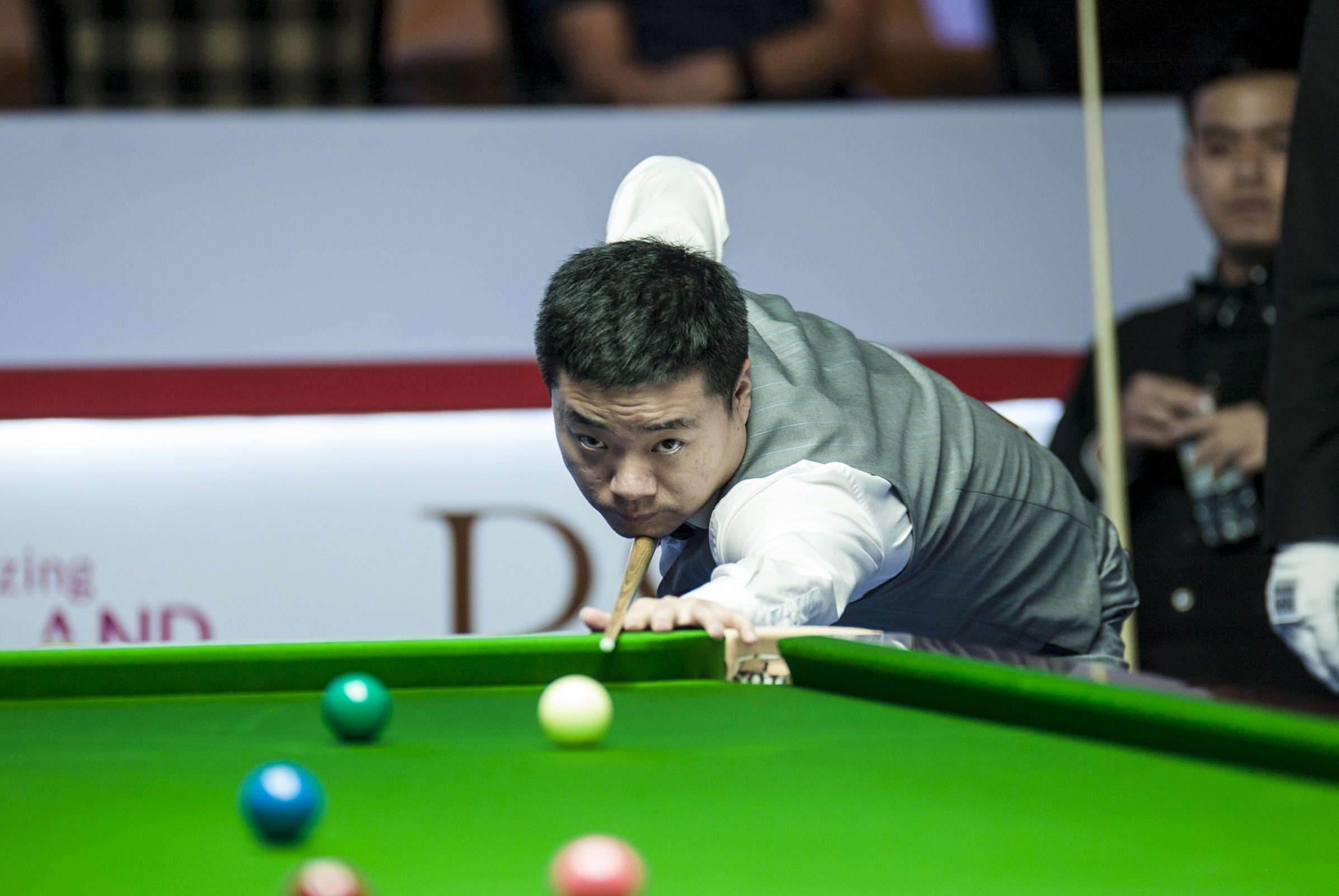 朗斯塔夫等 朗斯塔夫等