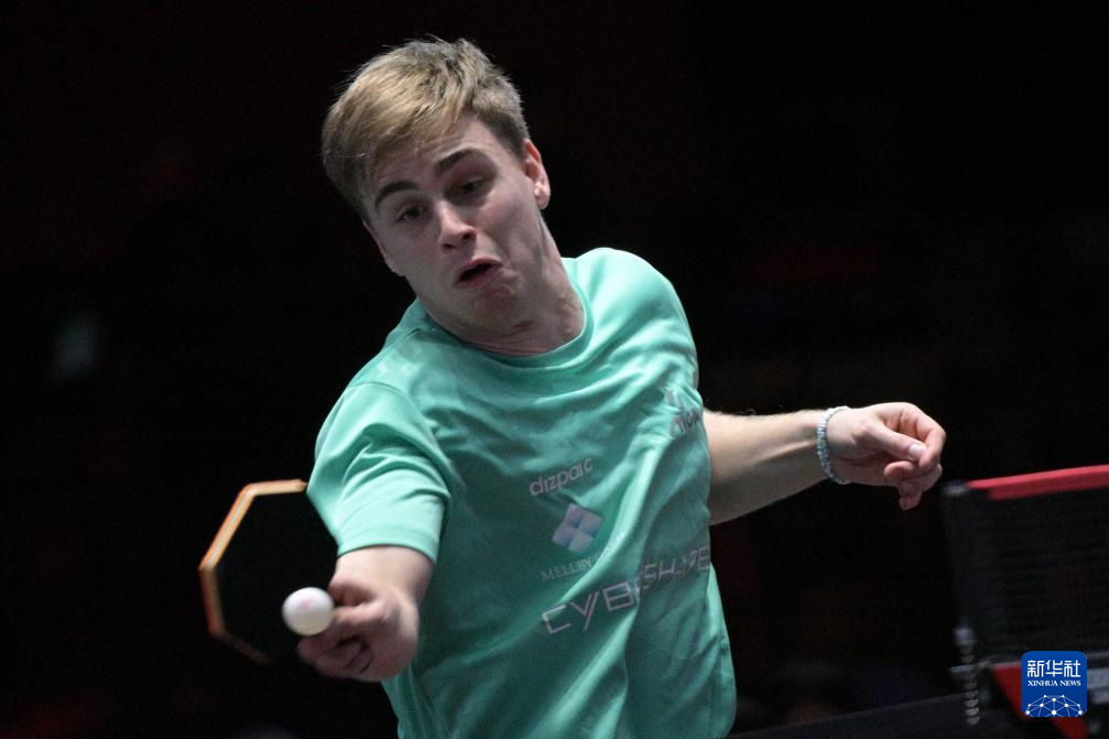 他在比赛中 他在比赛中